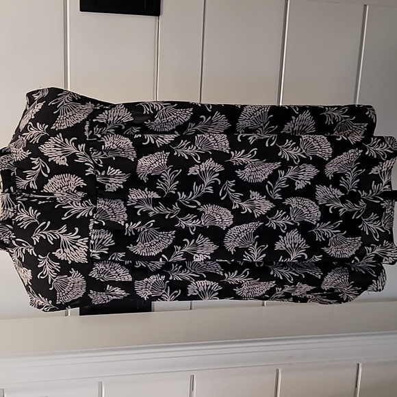 Loft Printed Sleeveless Blouse - Picture 5 of 8